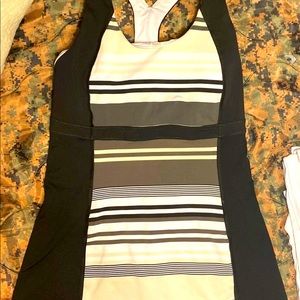 Lululemon Black/Polar Shift Alpine White Black Cool Racerback II Nulu Tank Sz 6